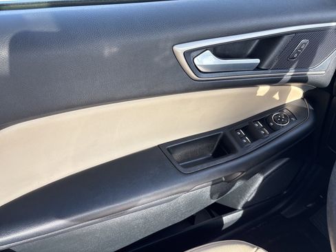 Used 2023 Ford Edge SEL w/ Convenience Package AWD/4WD image 22