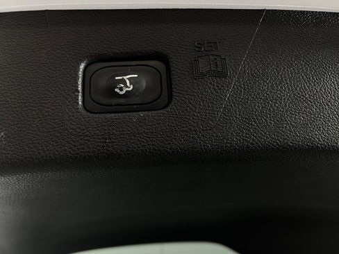 Used 2024 Ford Edge SEL w/ Convenience Package image 28