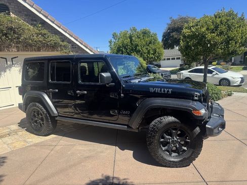 Used 2021 Jeep Wrangler Unlimited Sport AWD/4WD image 7