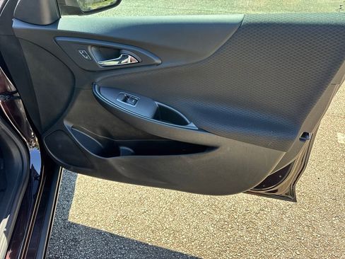 Used 2021 Chevrolet Malibu LT FWD image 14