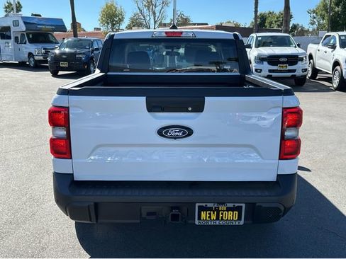 New 2026 Ford Maverick Lariat image 5