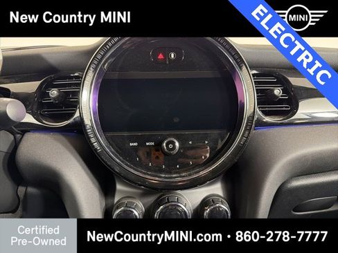 Certified 2023 MINI Cooper SE image 21