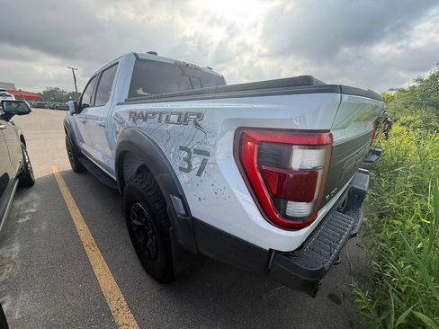 Certified 2023 Ford F150 Raptor w/ Raptor 37 Performance Package AWD/4WD image 6