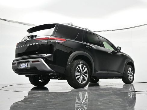 New 2025 Nissan Pathfinder SL image 42