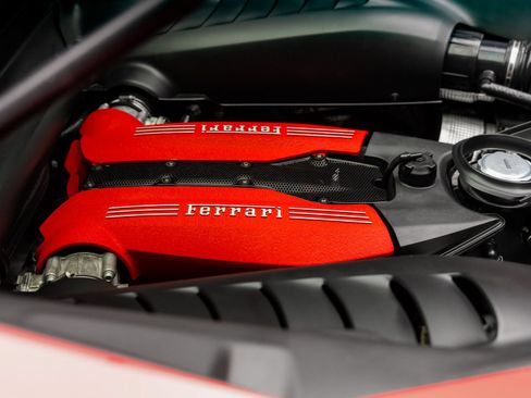 Used 2018 Ferrari 488 GTB RWD image 43