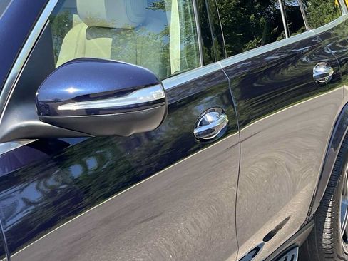 Used 2022 Mercedes-Benz GLS 450 4MATIC image 14