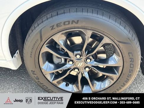 Used 2022 Dodge Durango R/T w/ Blacktop Package AWD/4WD image 7