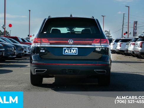 Used 2025 Volkswagen Atlas SE image 5