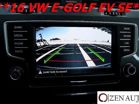 Used 2016 Volkswagen e-Golf SE FWD image 17