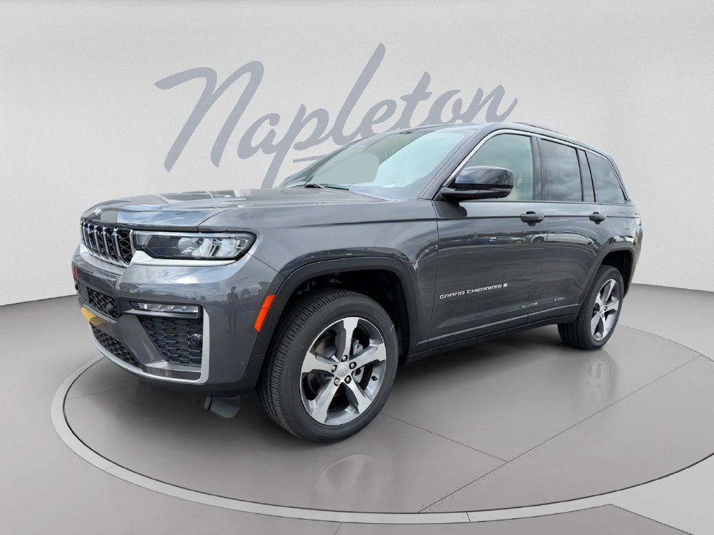 New 2026 Jeep Grand Cherokee Limited w/ Luxury Tech Group II AWD/4WD image 1