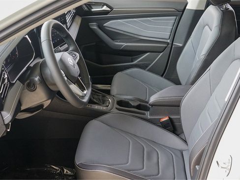 New 2026 Volkswagen Jetta SEL image 10