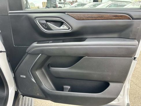 Certified 2022 Chevrolet Suburban Premier AWD/4WD image 8