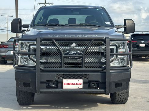 Used 2021 Ford F250 XL w/ STX Appearance Package image 8