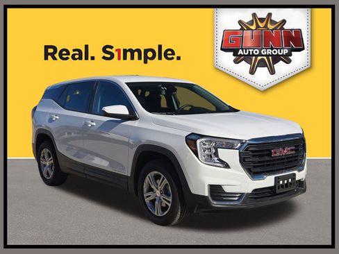 Used 2024 GMC Terrain SLE image 1