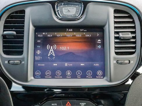 Used 2023 Chrysler 300 S image 15