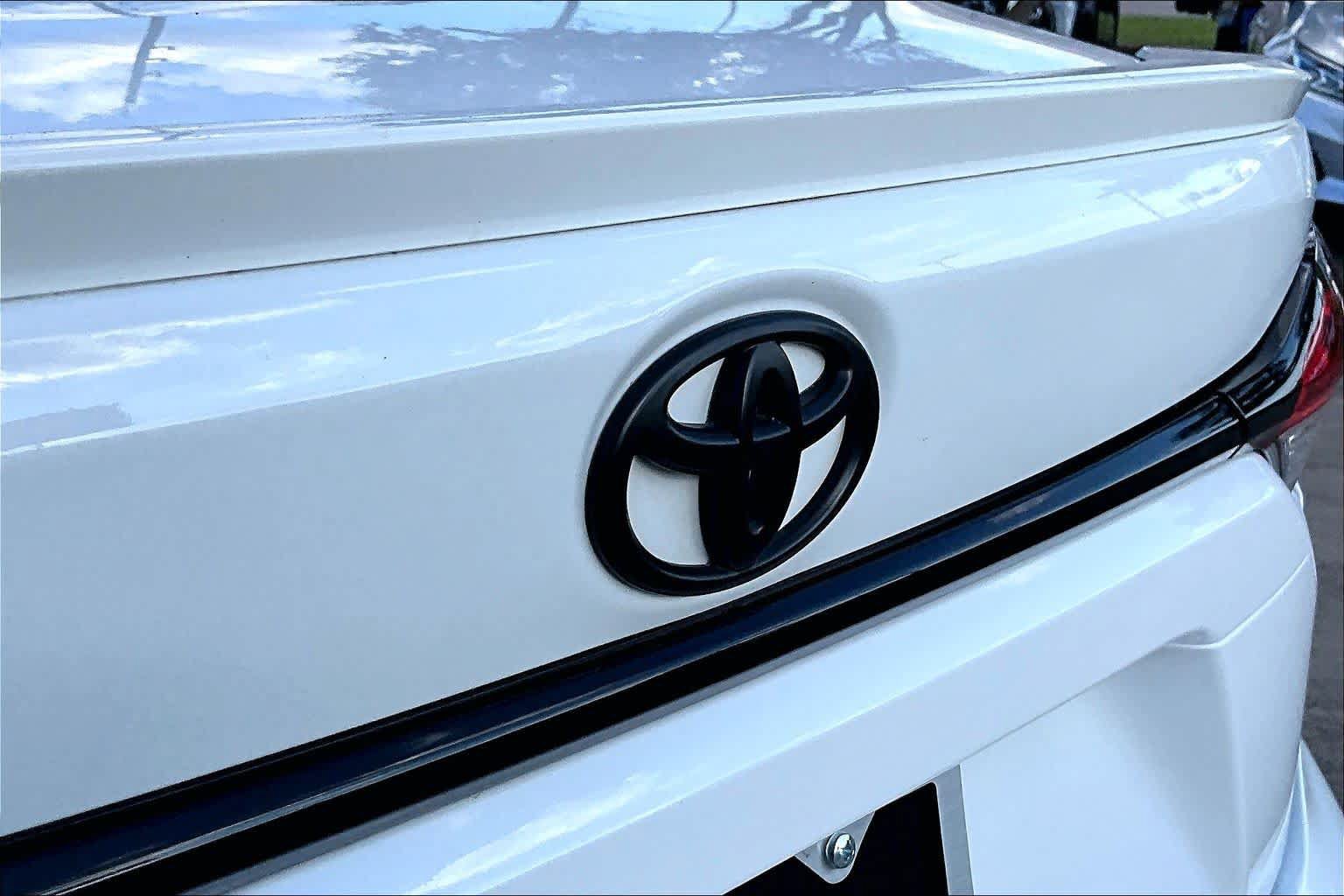 Used 2022 Toyota Corolla SE FWD image 29