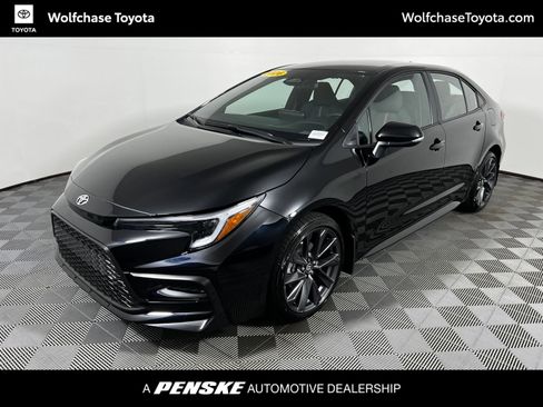 Used 2026 Toyota Corolla SE FWD image 1
