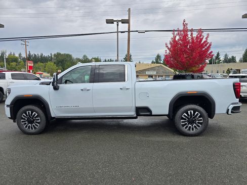 New 2026 GMC Sierra 3500 Denali Ultimate image 4