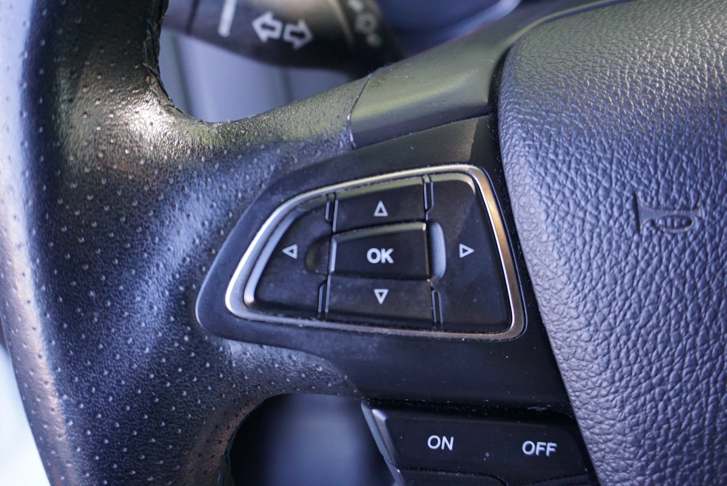 Used 2017 Ford Focus RS AWD/4WD image 25