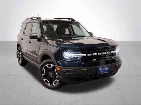 Used 2022 Ford Bronco Sport Outer Banks w/ Tech Package image 7
