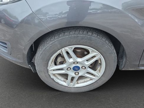 Used 2019 Ford Fiesta SE FWD image 4