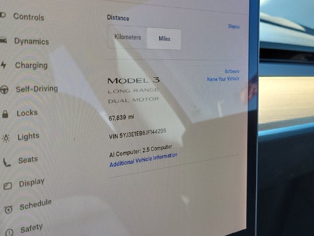 Used 2018 Tesla Model 3 Long Range AWD/4WD image 17