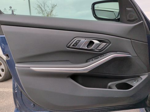 Used 2022 BMW 330i Sedan w/ Driving Assistance Package image 24