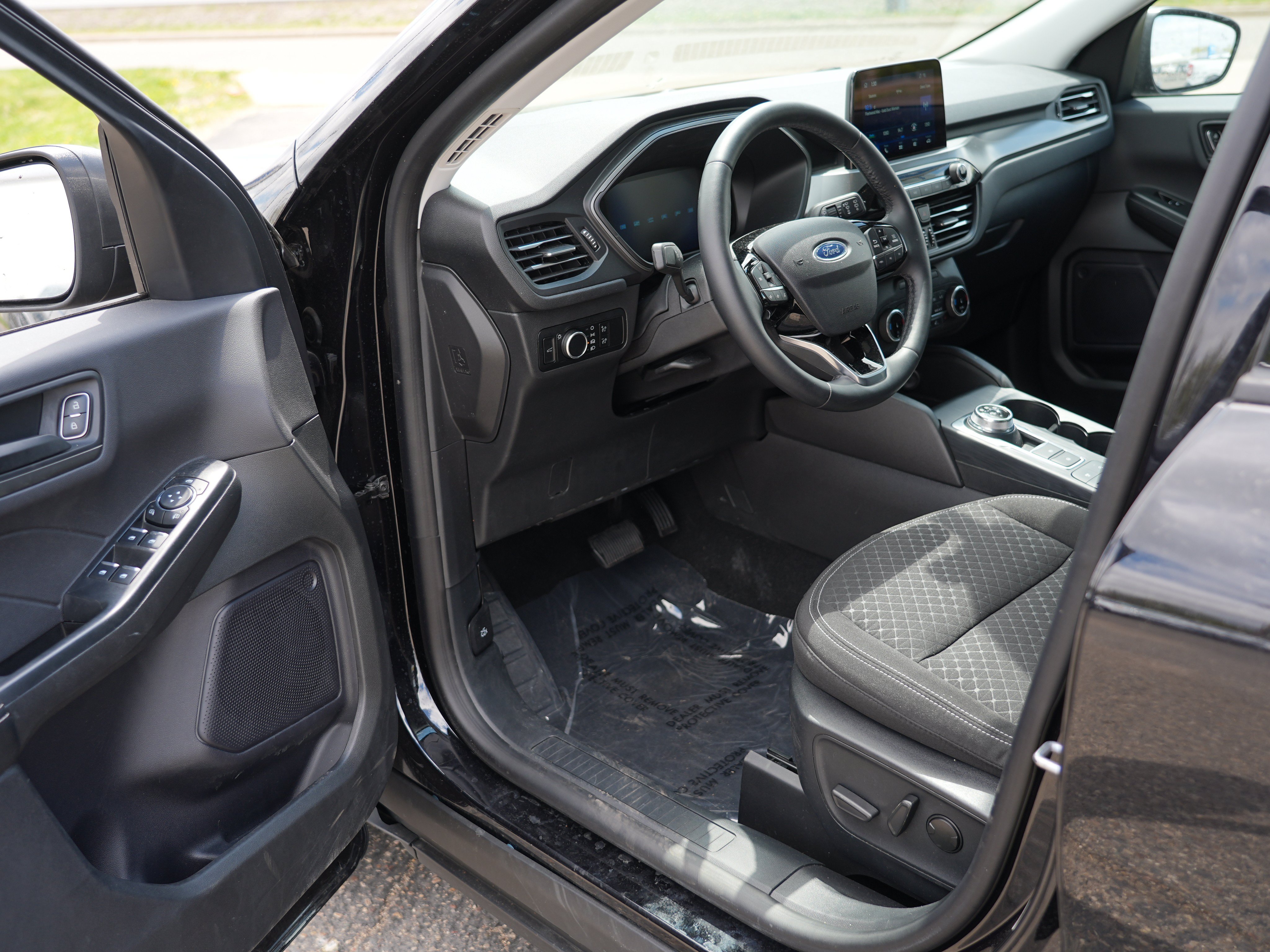 Used 2024 Ford Escape Active AWD/4WD image 15