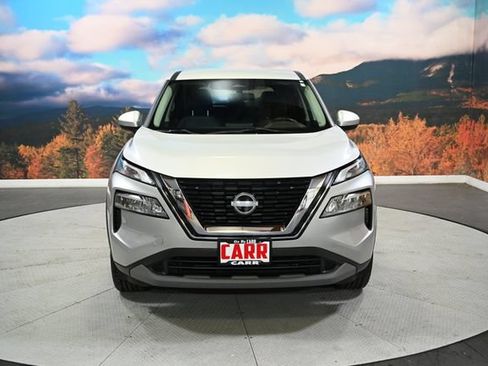 Used 2023 Nissan Rogue SV AWD/4WD image 2