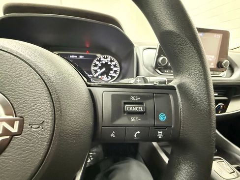 Used 2023 Nissan Rogue SV AWD/4WD image 27