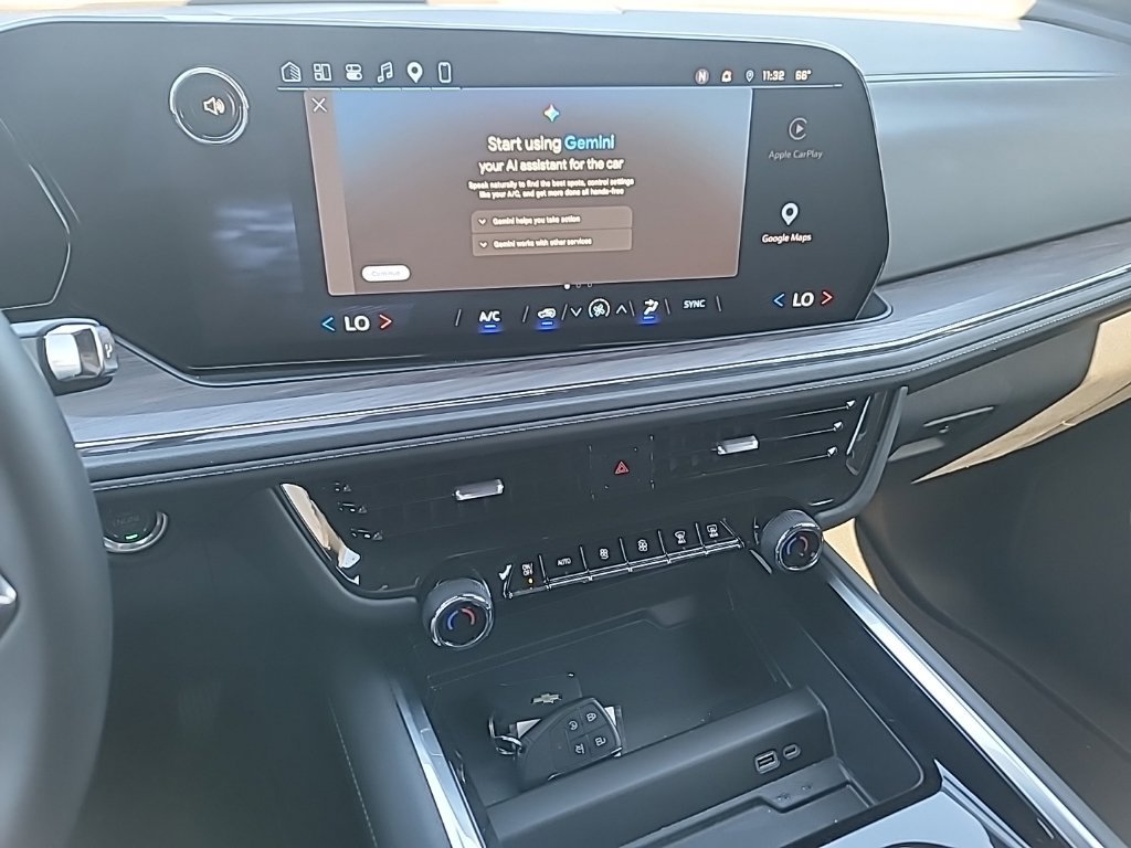 Used 2025 Chevrolet Tahoe LS RWD image 16