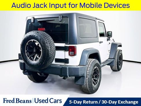 Used 2018 Jeep Wrangler Sport AWD/4WD image 9