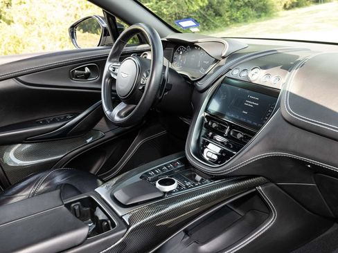 Used 2022 Aston Martin DBX AWD/4WD image 60