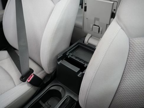 Used 2018 Subaru Forester 2.5i Premium AWD/4WD image 34