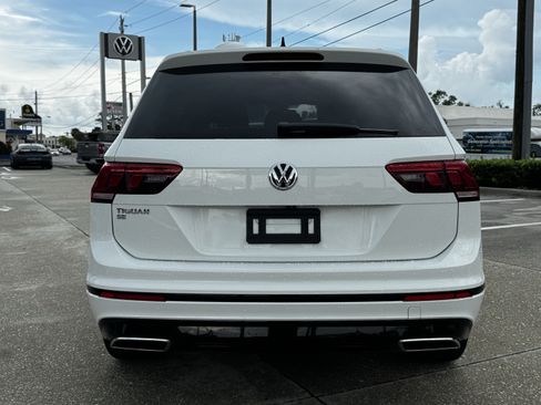 Used 2020 Volkswagen Tiguan SE R-Line FWD image 5
