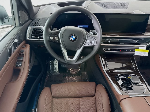 Used 2026 BMW X5 xDrive40i w/ Premium Package AWD/4WD image 24
