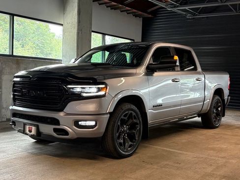 Used 2022 RAM 1500 Limited AWD/4WD image 1