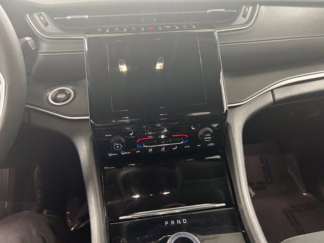 Used 2023 Jeep Grand Cherokee L Laredo w/ Luxury Tech Group I AWD/4WD image 19