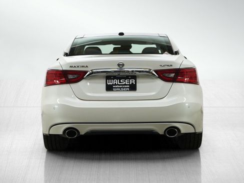 Used 2017 Nissan Maxima Platinum FWD image 4