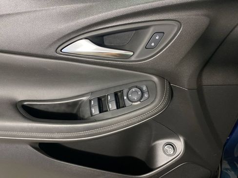 Certified 2024 Buick Encore GX Preferred w/ Comfort Package FWD image 13