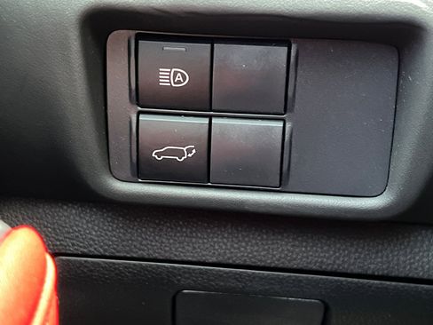 Used 2021 Toyota Highlander XSE image 37