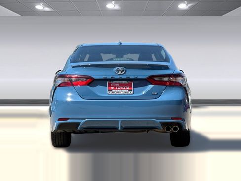 Used 2024 Toyota Camry SE FWD image 9