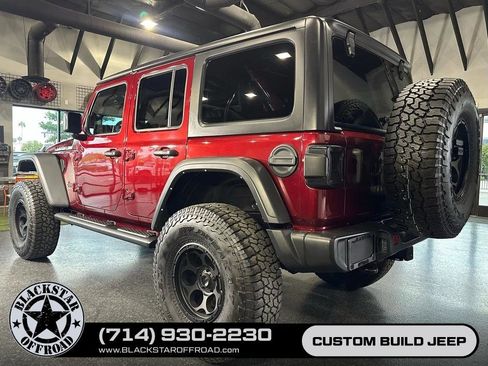 Used 2022 Jeep Wrangler Unlimited Rubicon AWD/4WD image 10