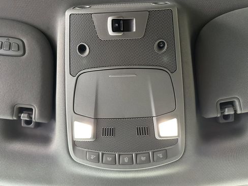 Used 2016 Ford F150 Lariat image 28