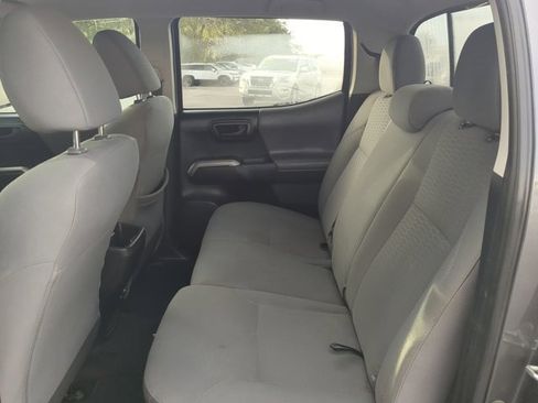 Used 2017 Toyota Tacoma SR5 image 14