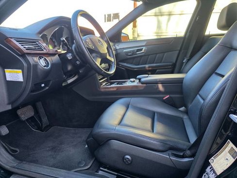 Used 2011 Mercedes-Benz E 350 4MATIC Sedan image 13