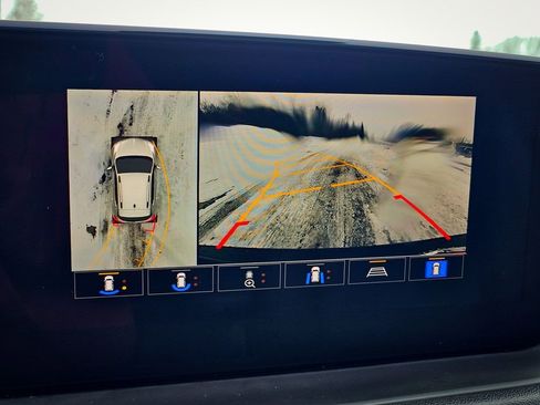 Certified 2024 Buick Encore GX Sport Touring w/ Experience Buick Package image 20