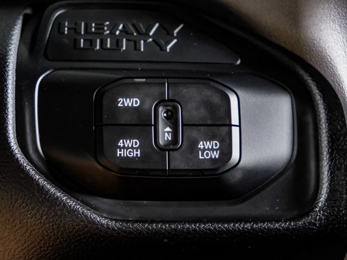Used 2026 RAM 2500 Big Horn AWD/4WD image 25