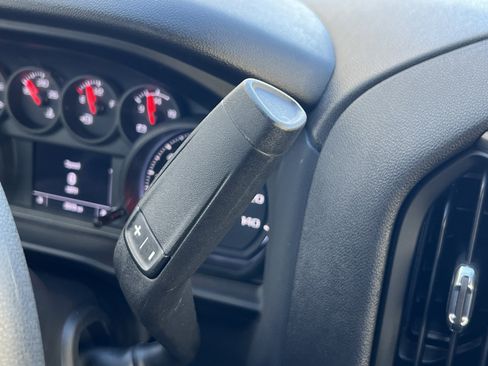 Used 2025 Chevrolet Silverado 1500 W/T image 26