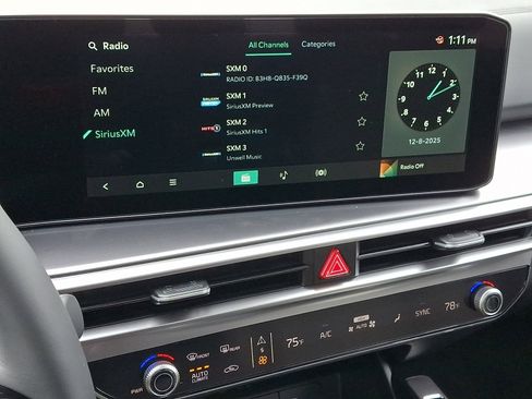 New 2026 Kia Sorento S w/ S Panoramic Sunroof Package image 13